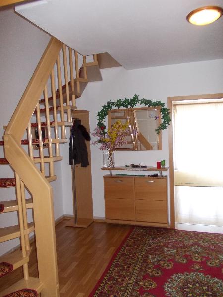 Treppe Hauptwohnung Doppelhaush�lfte Bonn