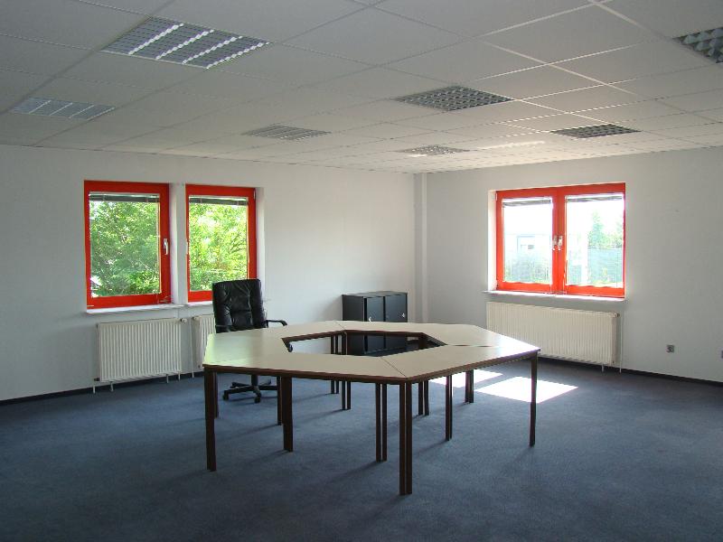 lagerhalle Halle Pei�en
