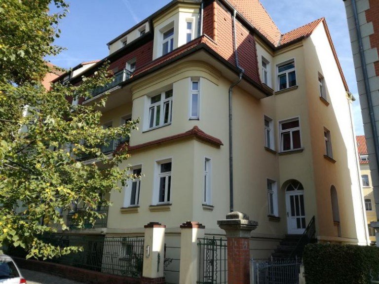 Ansicht Eilenburg Mehrfamilienhaus +++ Schicke Villen-Stadt Haush�lfte am Zentrum Eilenburgs +++