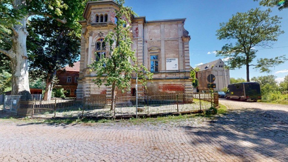 Ein-Herrenhaus-mit-Seele-Geschichte-Charakter-und-auergewohnliche-Perspektiven (11) Villa Elsteraue