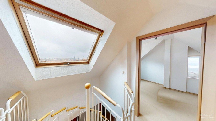 6-Meinerstrae-11122025_165058_defurnished Dachgeschosswohnung Altenburg