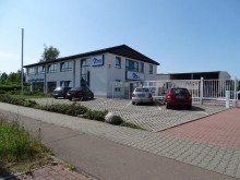 Ansicht Repr�sentatives B�ro, Ausstellung, Lager an der A14 Abfahrt