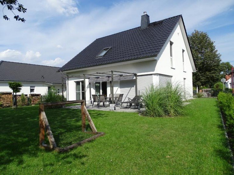 Ansicht Naunhof - Erdmannshain Einfamilienhaus Familienidylle pur - Modernes Einfamilienhaus in Naunhof