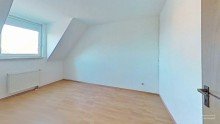 Ansicht schickes Reihenhaus in familienfreundlicher Idylle bei Leipzig zur Miete