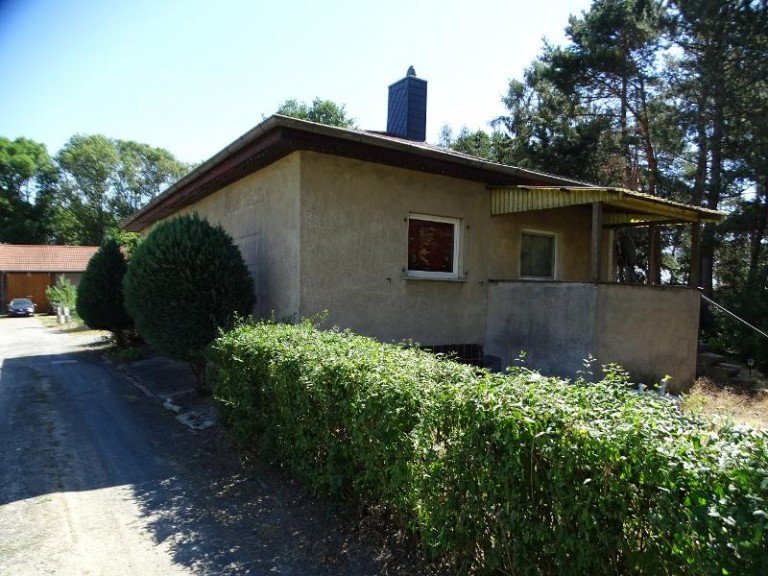 Ansicht Leipzig - Seehausen Einfamilienhaus Kleines Einfamilienhaus - unscheinbar auf idyllischem Grundst�ck