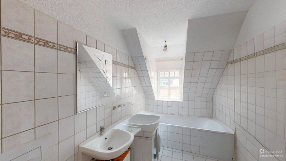 6-Meinerstrae-11122025_164513_defurnished Dachgeschosswohnung Altenburg