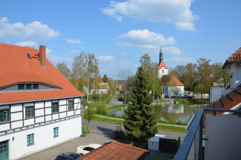 Ansicht Belgershain - K�hra Dachgeschosswohnung Schicke Dachgeschosswohnung in ruhiger gr�ner Ortsrandlage von K�hra