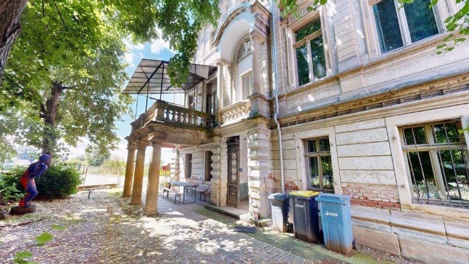 Ein-Herrenhaus-mit-Seele-Geschichte-Charakter-und-auergewohnliche-Perspektiven (9) Villa Elsteraue