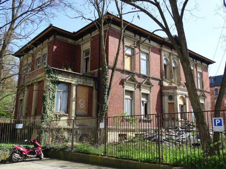 Ansicht Zeitz Villa VILLA WONKA+ Ein Rohdiamant sucht neuen Liebhaber