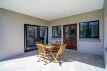 Ansicht Kleine afrikanische Villa mit atemberaubenden Blick