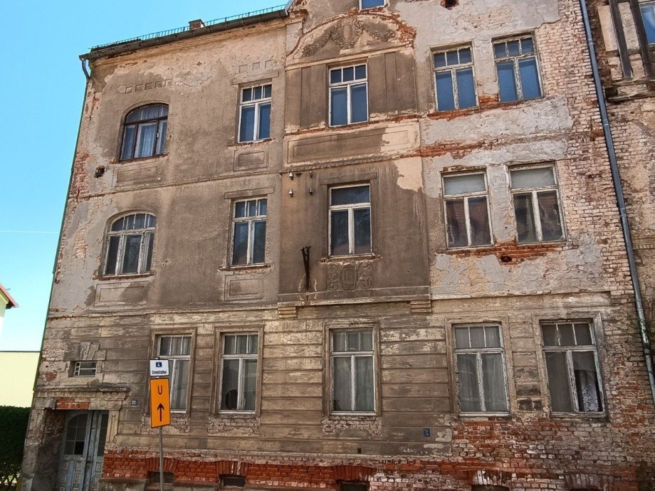 denkmalprojekt-ronneburger-schmoelln-kaufen (12) Mehrfamilienhaus Schm�lln