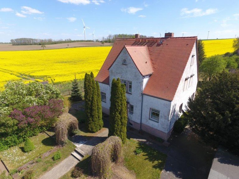 Ansicht Giersleben Einfamilienhaus Villa Hopfenberg - schlichtes �u�eres mit charmantem Kern