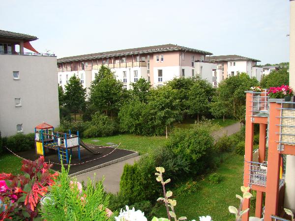 Blick nach Drau�en Wohnung Taucha