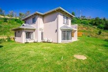 Ansicht Kleine afrikanische Villa mit atemberaubenden Blick