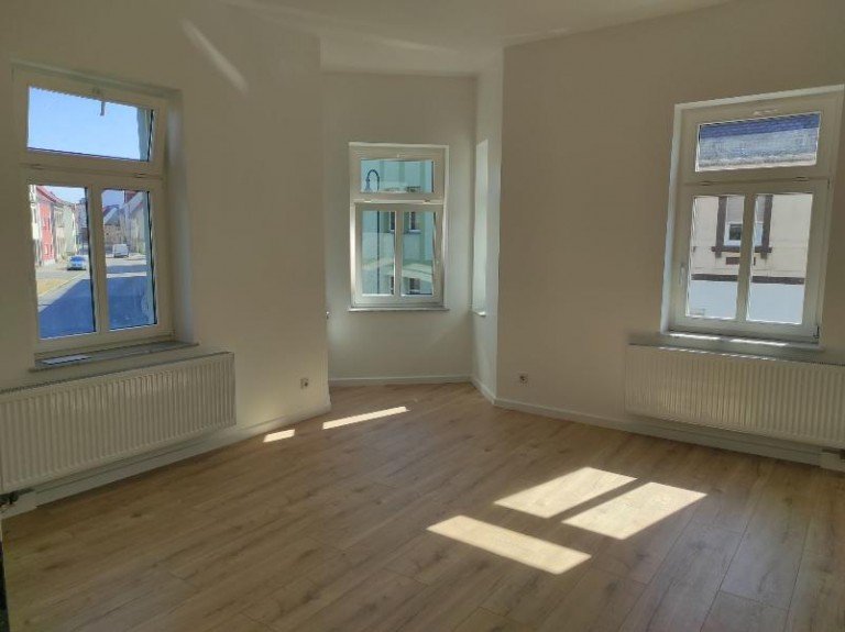 Ansicht Grimma - Nerchau Wohnung Erstbezug nach Modernisierung- 2-Zimmer Erkerwohnung, Garage