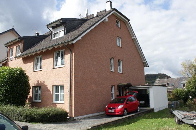 Hausansicht Bonn - Bad Godesberg Doppelhaush�lfte Gro�z�giges Generationenhaus in ruhiger zentraler Lage