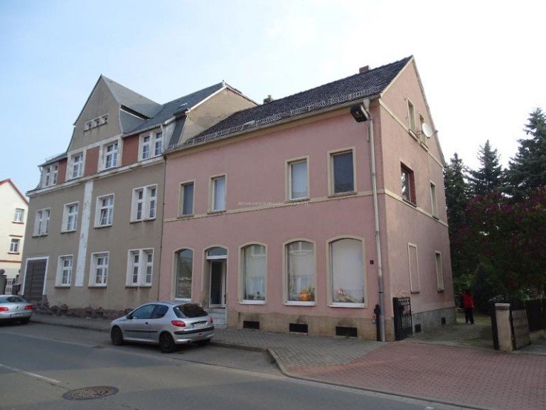 Ansicht Regis-Breitingen Einfamilienhaus Teilsanierte Stadthaush�lfte + Arbeiten und Wohnen unter einem Dach