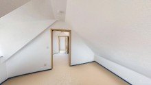 6-Meinerstrae-11122025_164942_defurnished herrliche Dachgeschosswohnung mit Maisonette in Altenburg zu verkaufen.