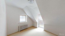 6-Meinerstrae-11122025_164615_defurnished herrliche Dachgeschosswohnung mit Maisonette in Altenburg zu verkaufen.