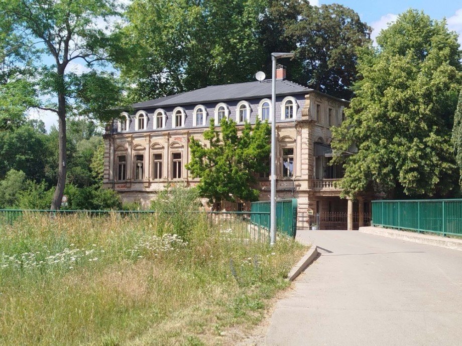 herrenhaus-goebitz-kaufen (107) Villa Elsteraue