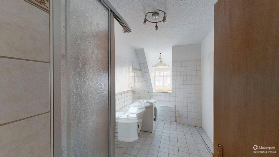 6-Meinerstrae-11122025_164507_defurnished Dachgeschosswohnung Altenburg