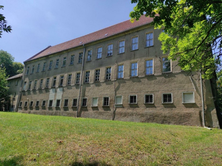 Ansicht Mehrfamilienhaus Nobitz