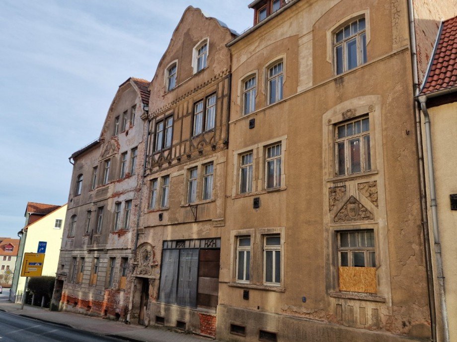 denkmalprojekt-ronneburger-schmoelln-kaufen (10) Mehrfamilienhaus Schm�lln