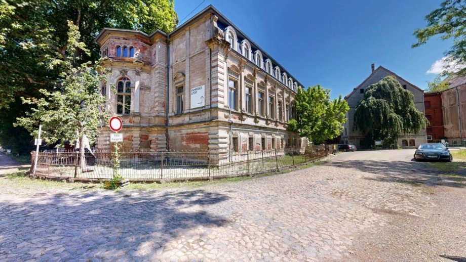 Ein-Herrenhaus-mit-Seele-Geschichte-Charakter-und-auergewohnliche-Perspektiven (12) Villa Elsteraue