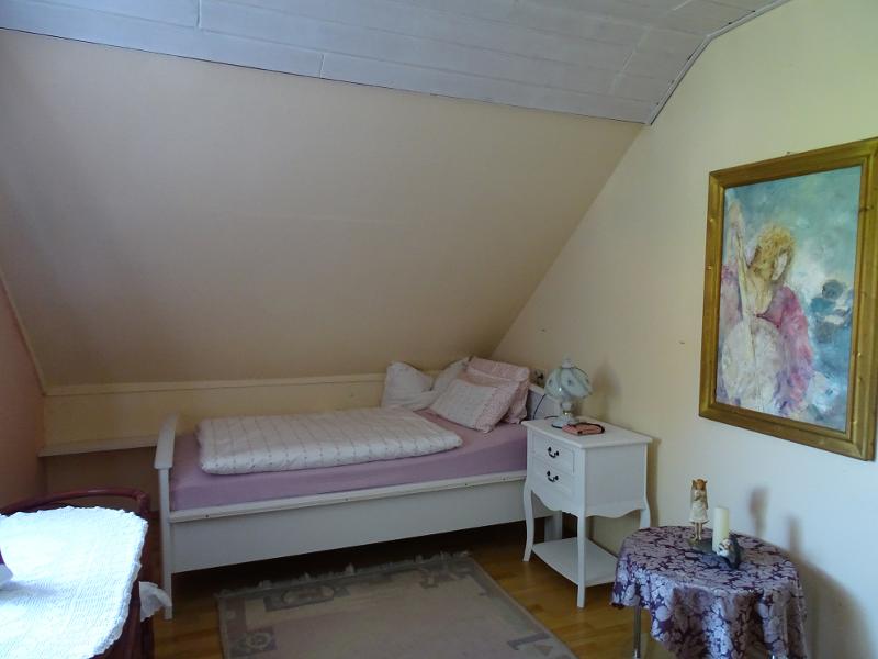 Zimmer 3 DG Einfamilienhaus Lossatal