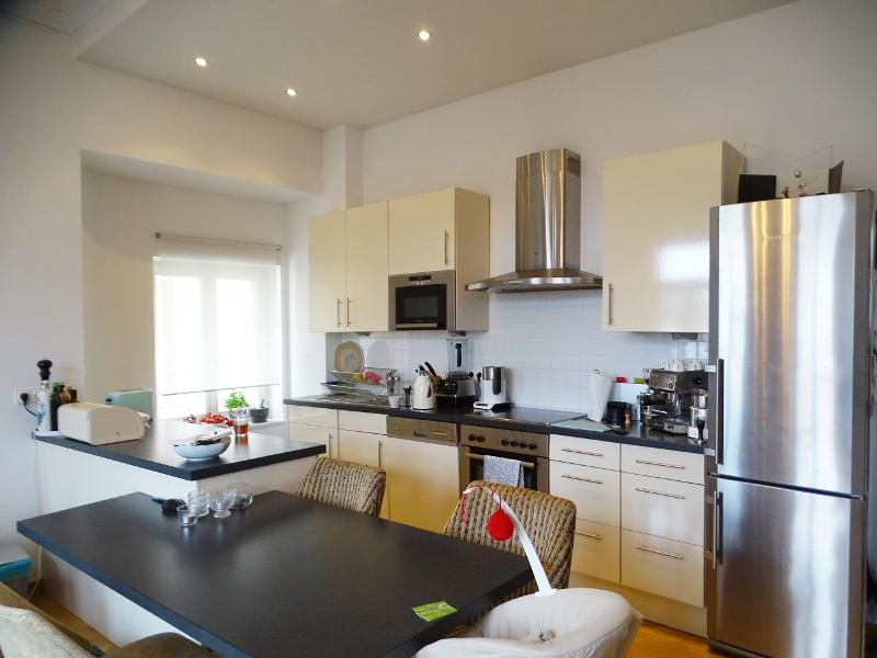 offene K�che mit Essgruppe Wohnung Leipzig