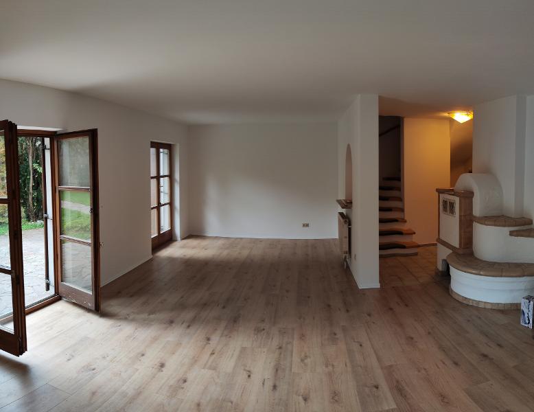 Wohnzimmer Kachelofen Treppenhaus Haus We�ling