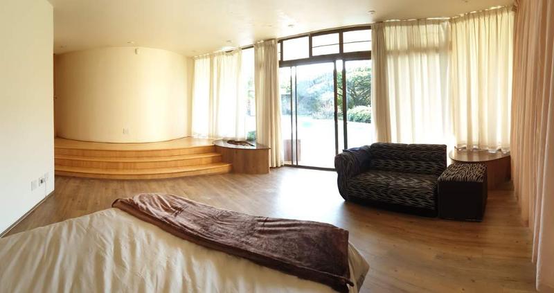 Hauptschlafzimmer - Feuchtigkeit an der Decke Einfamilienhaus Kloof