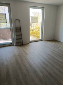 Wohnzimmer helle Erdgeschosswohnung in ruhiger Wohnlage in Markkleeberg zu vermieten.