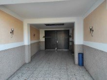 Einfahrt schickes Einfamilienhaus in Grimma - viel Platz f�r Gro�familie und Hobby