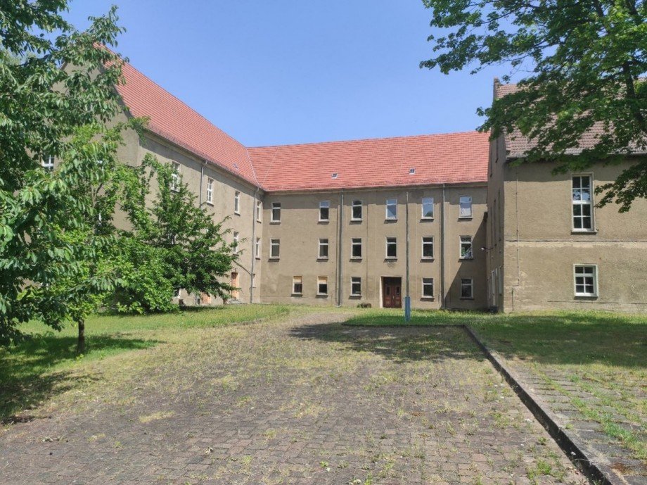 Ansicht Mehrfamilienhaus Nobitz
