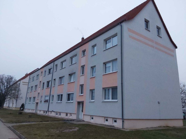 Ansicht Zwenkau - Gro�dalzig Wohnung ruhige 4 Zimmer, Bahn Anschluss nahe Zwenkauer See f�r Renovierer