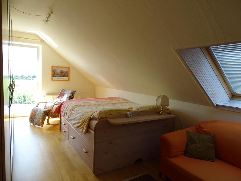 Zimmer 1 DG Einfamilienhaus Lossatal