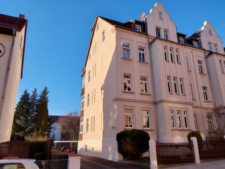 1000016957 Altenburg Dachgeschosswohnung herrliche Dachgeschosswohnung mit Maisonette in Altenburg zu verkaufen.