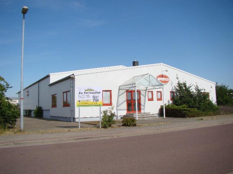 lagerhalle Pei�en Halle Lager- und Servicecenter f�r hohe Anspr�che bei Magdeburg