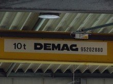 Ansicht 10t Br�ckenkran + LKW-Durchfahrt + 9,70 m Hallenh�he