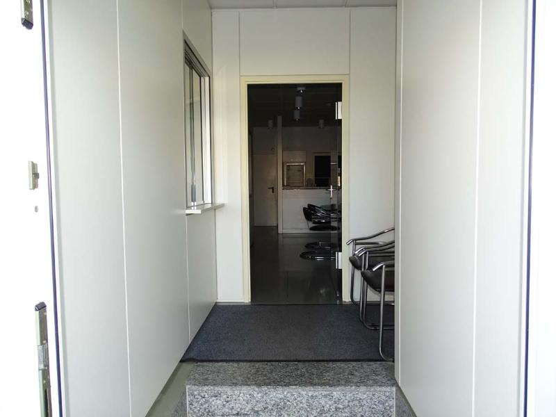 B�roeingang Halle Leipzig